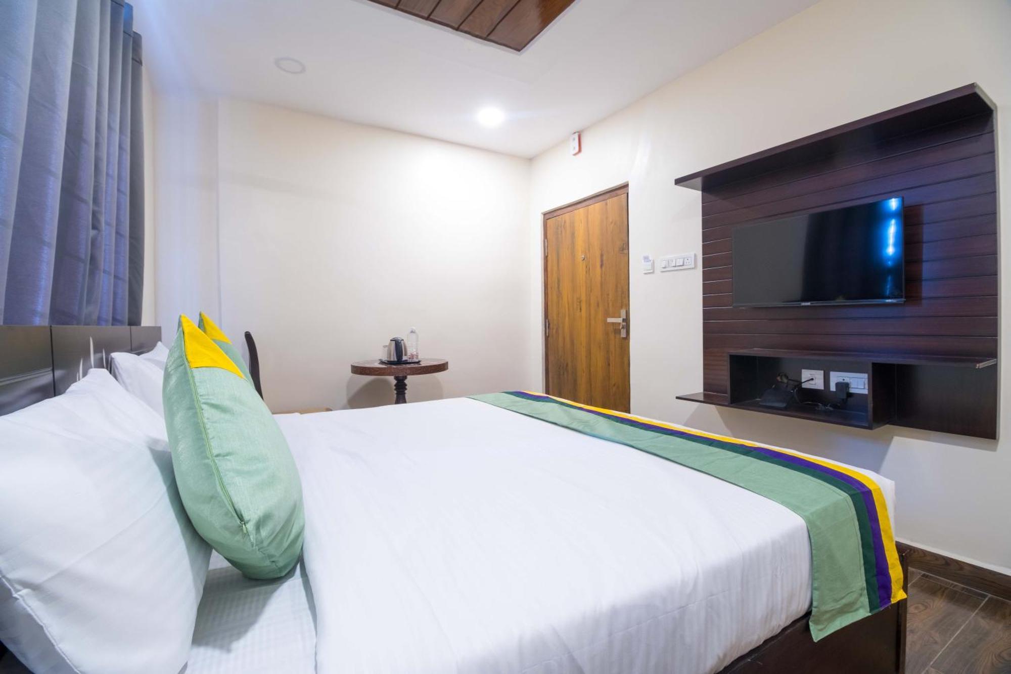 Treebo The Address Inn Mehdipatnam Hyderabad Bagian luar foto