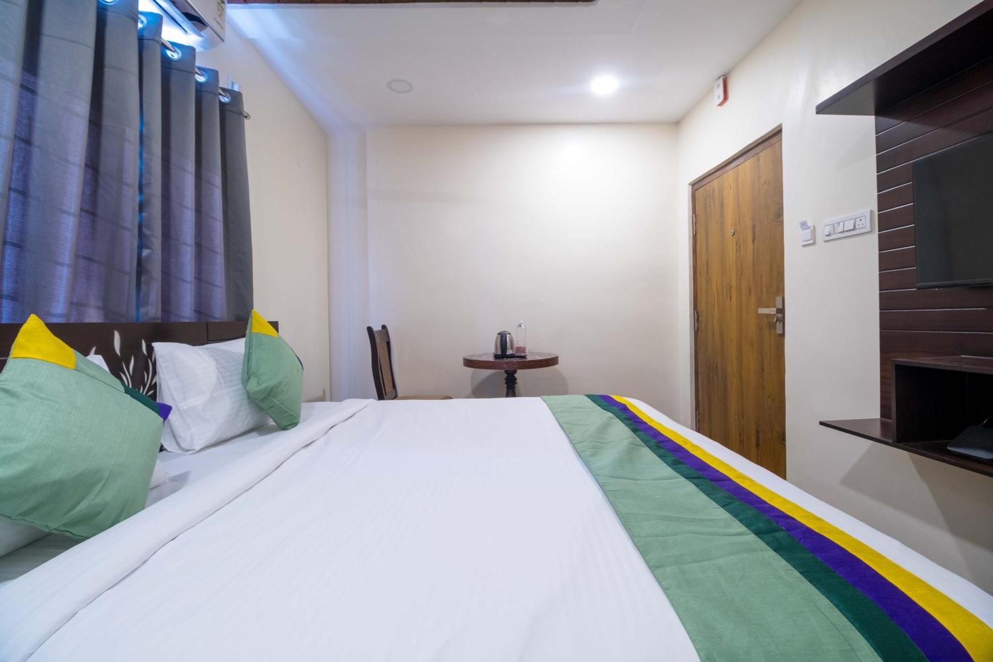 Treebo The Address Inn Mehdipatnam Hyderabad Bagian luar foto